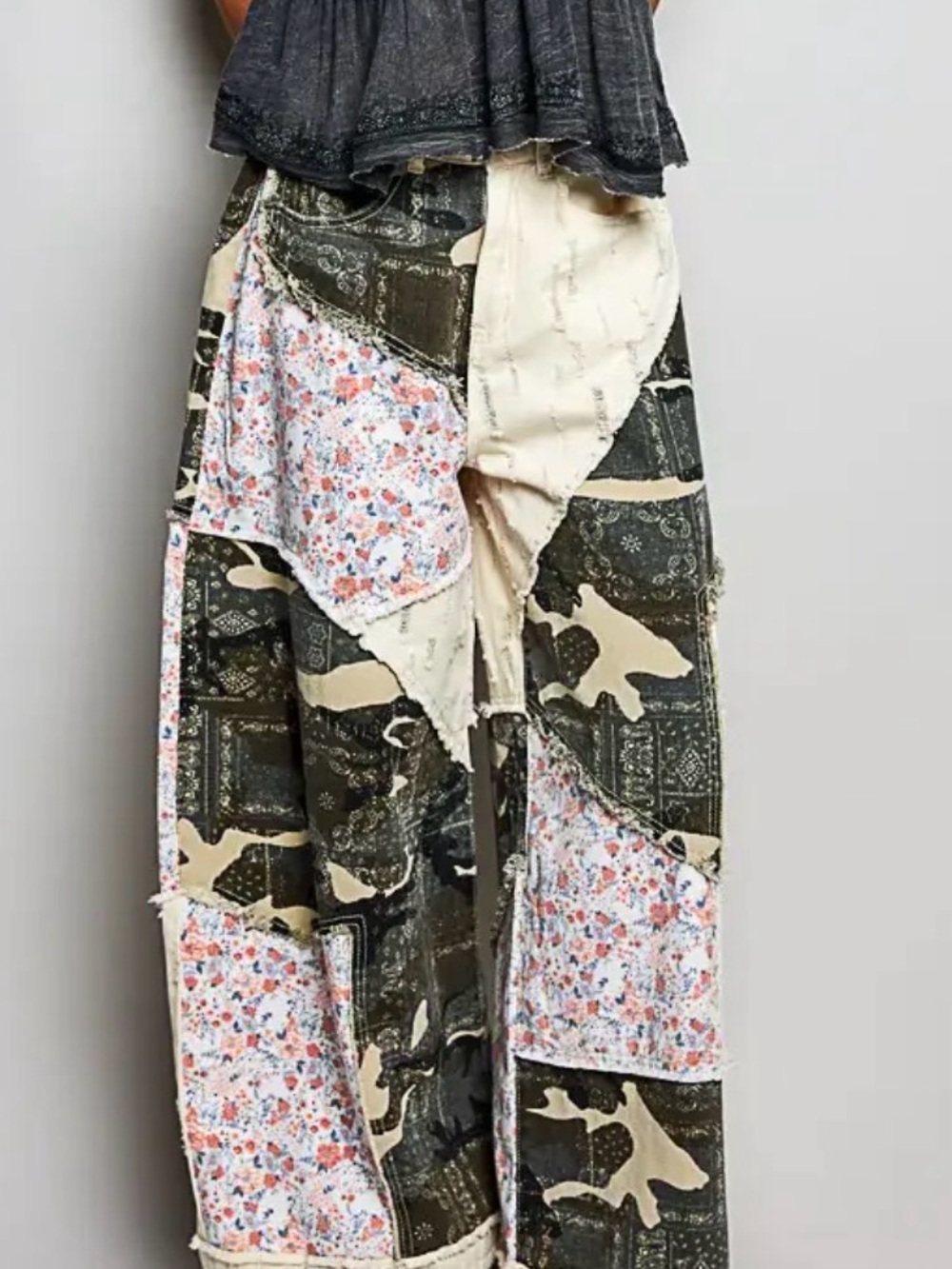 POL Mixed Floral & Camouflage Patchwork Pants — Olive, Cream & Pink NWNT Large